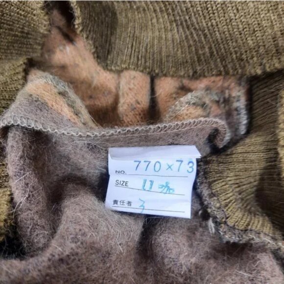 Vtg 70s wool skirt & sweater set - OSDI-A brand - Picture 10 of 12